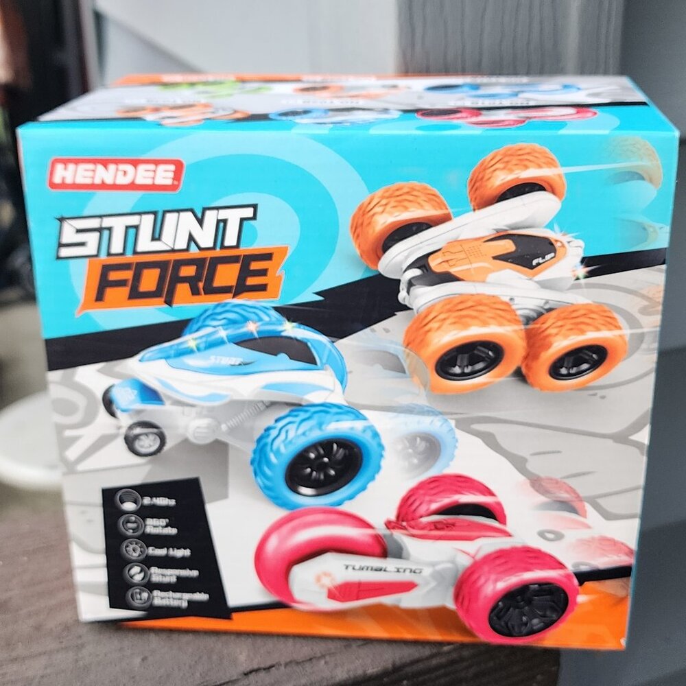 NEW! Hendee - Stunt Force Car - Green